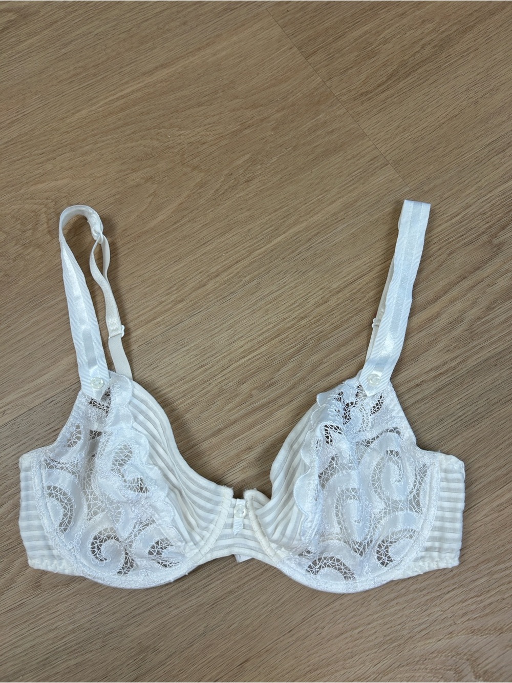 Maison Lejaby Lace Bra 32D